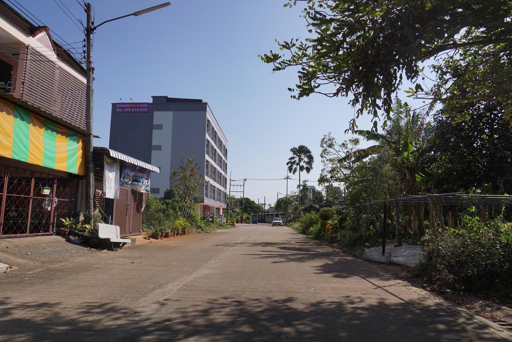 Chompu Nakarin Apartment Trang Εξωτερικό φωτογραφία