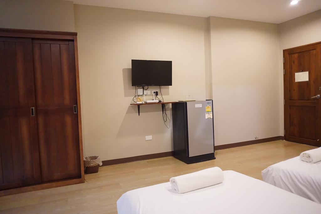Chompu Nakarin Apartment Trang Εξωτερικό φωτογραφία