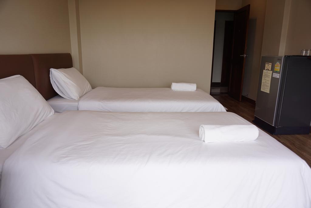 Chompu Nakarin Apartment Trang Εξωτερικό φωτογραφία