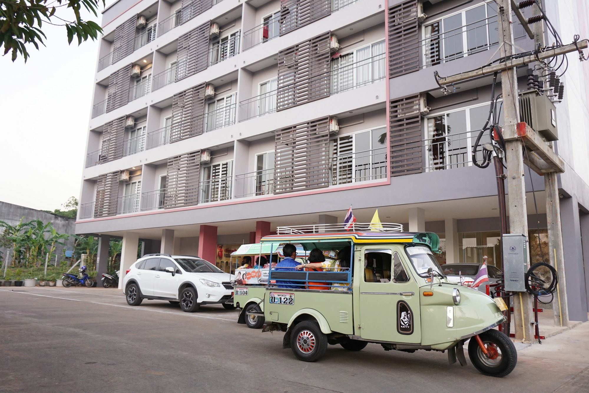 Chompu Nakarin Apartment Trang Εξωτερικό φωτογραφία